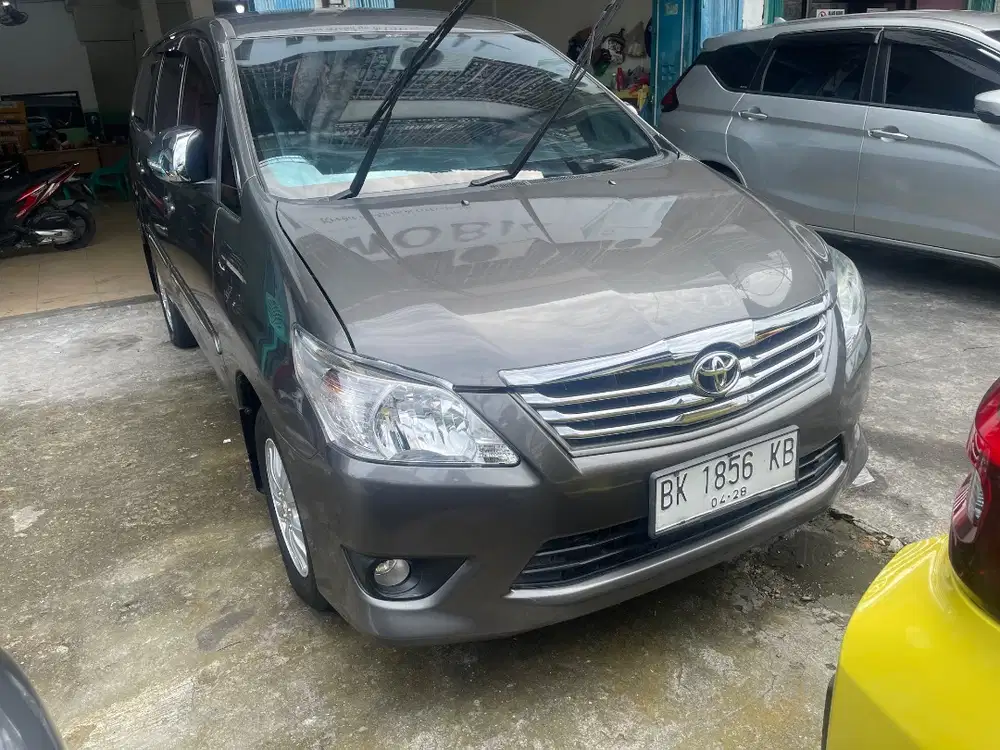 Innova G diesel 2.5 manual 2013