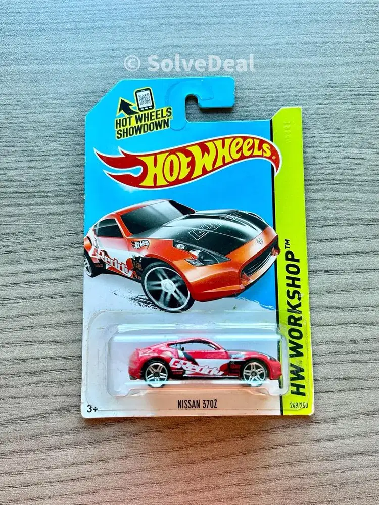 Hot Wheels Nissan 370Z 2014 Red Koleksi Hotwheels