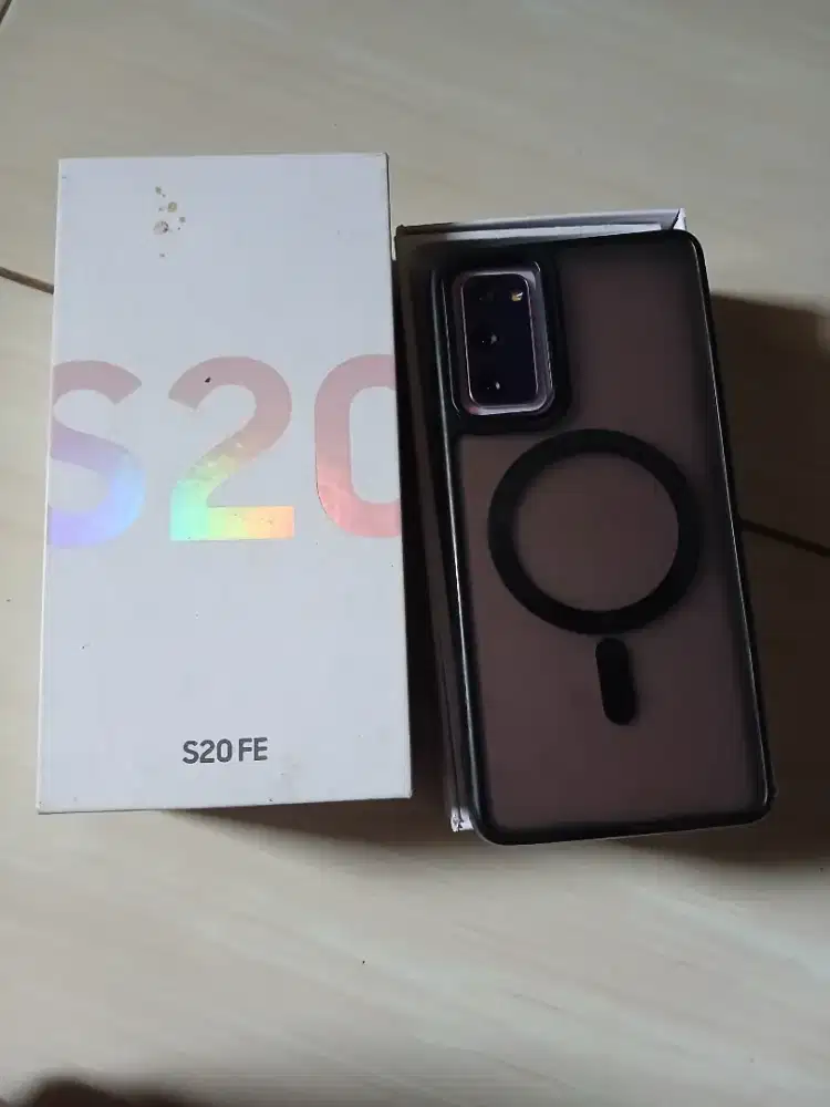 For Sale Samsung S20 Fe 4G 8/128GB