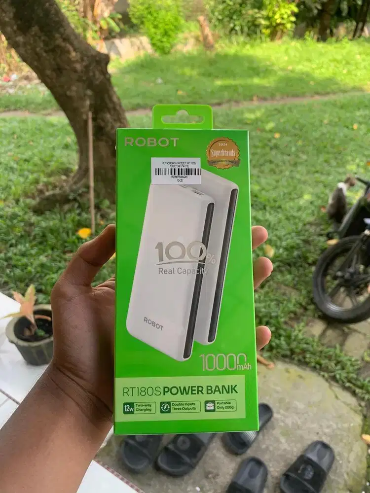 POWER BANK MEREK ROBOT MASIH SEGEL BARU