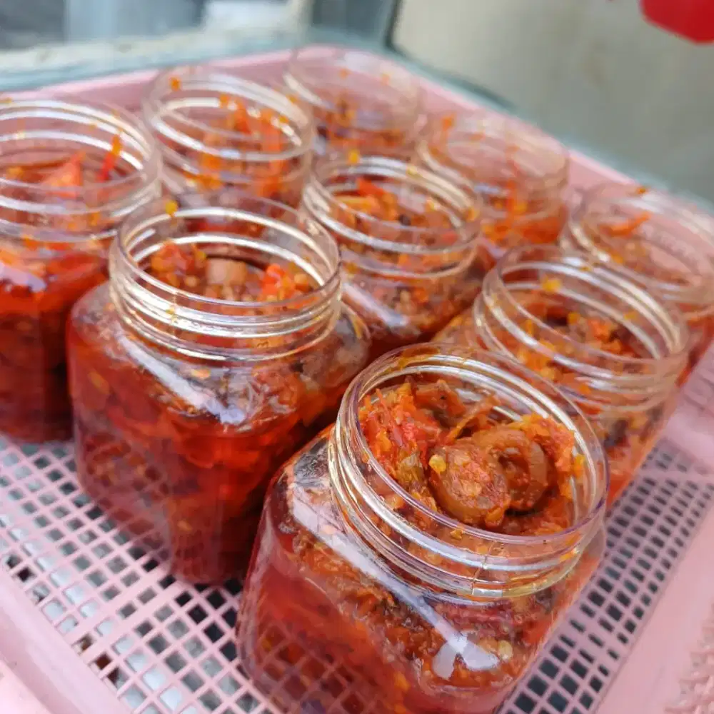* di jual sambel cumi di jamin rasanya