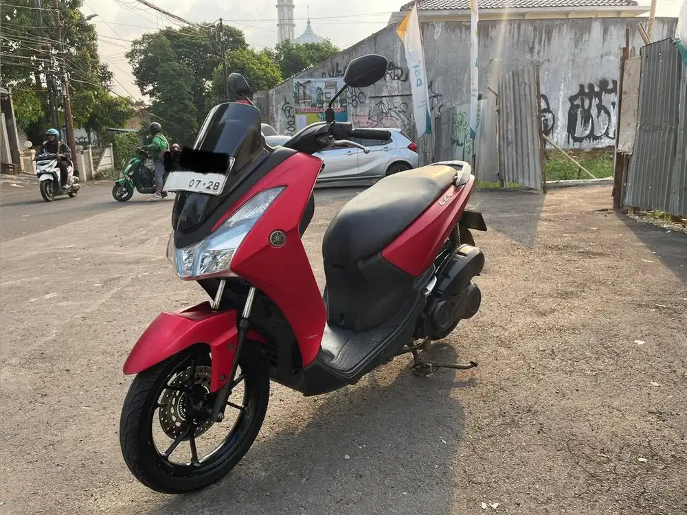 YAMAHA LEXI 2018 Merah