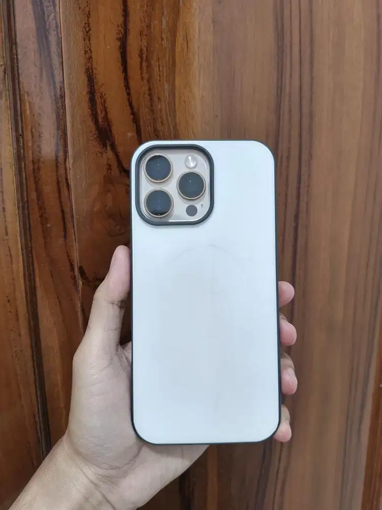 Iphone 16 pro max 256 GB (dessert titanium)