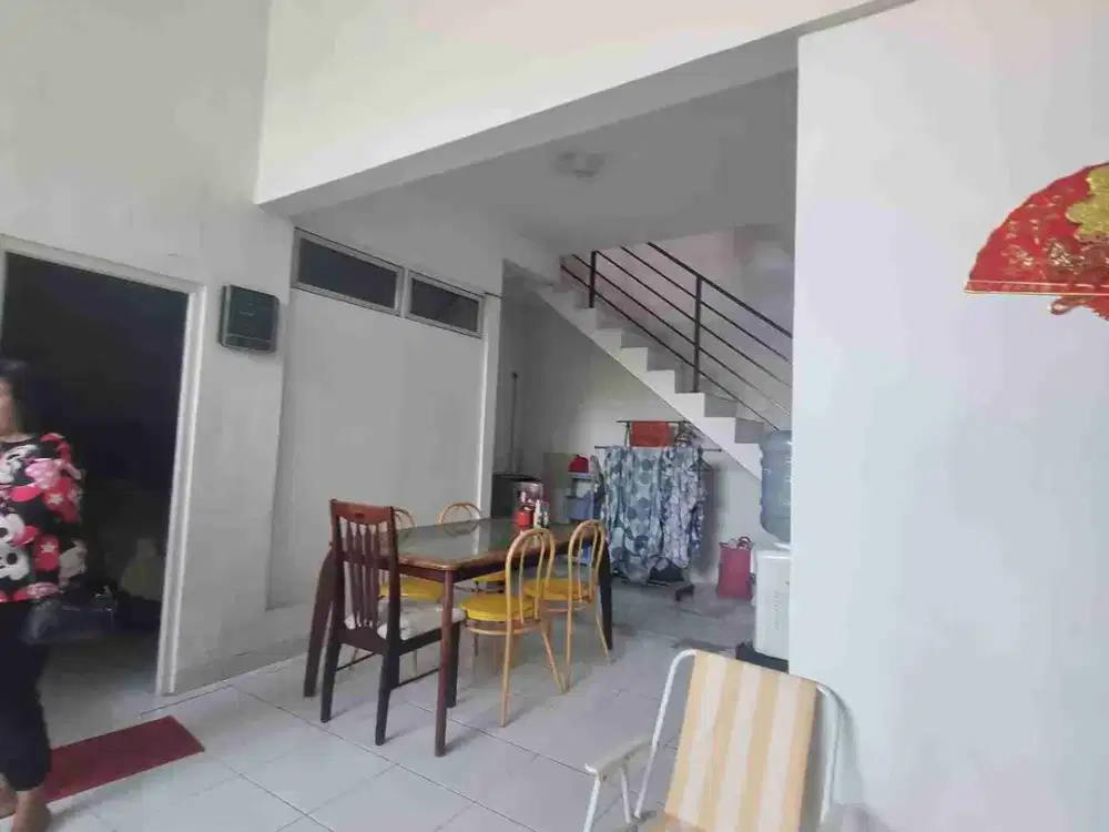 Dijual Cepat Rumah cantik siap huni.Di Citra Gran Cibubur bebas banjir lokasi strategis