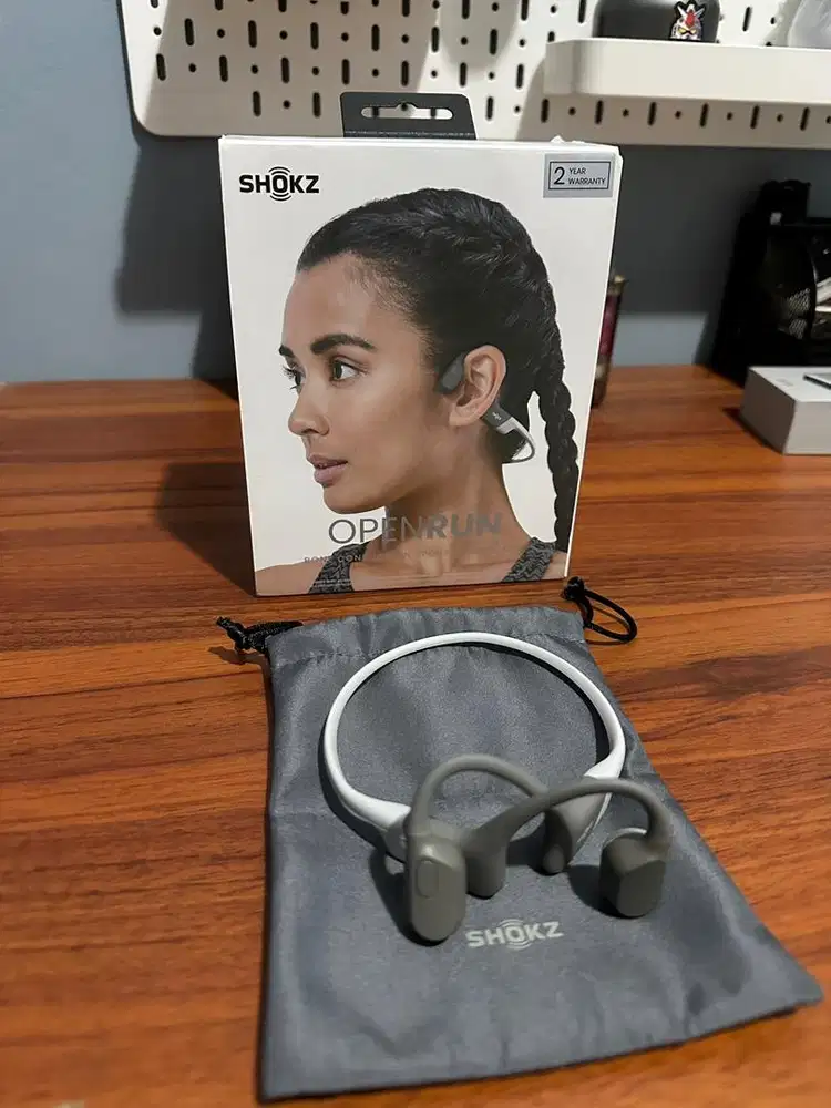 Shokz openrun wireless bone conduction like new
