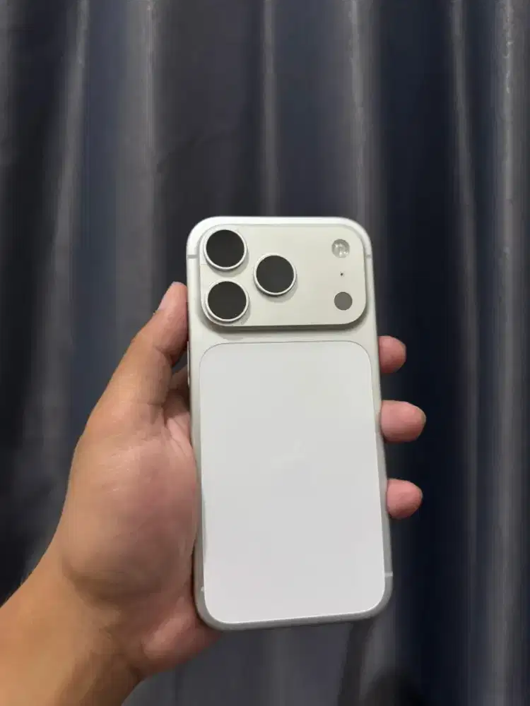 Iphone 17 Pro 256gb IBOX NOMINUS
