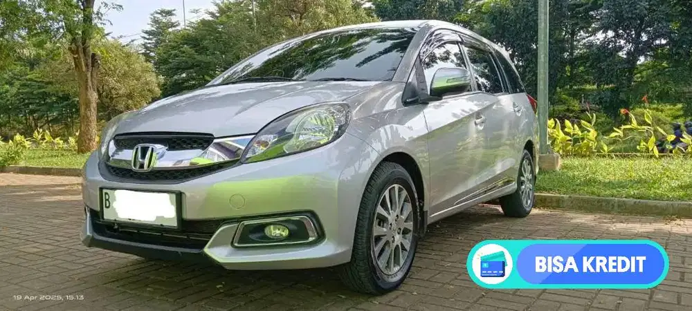 Honda Mobilio matic  tipe Prestige 2015  istimeea siap pakai