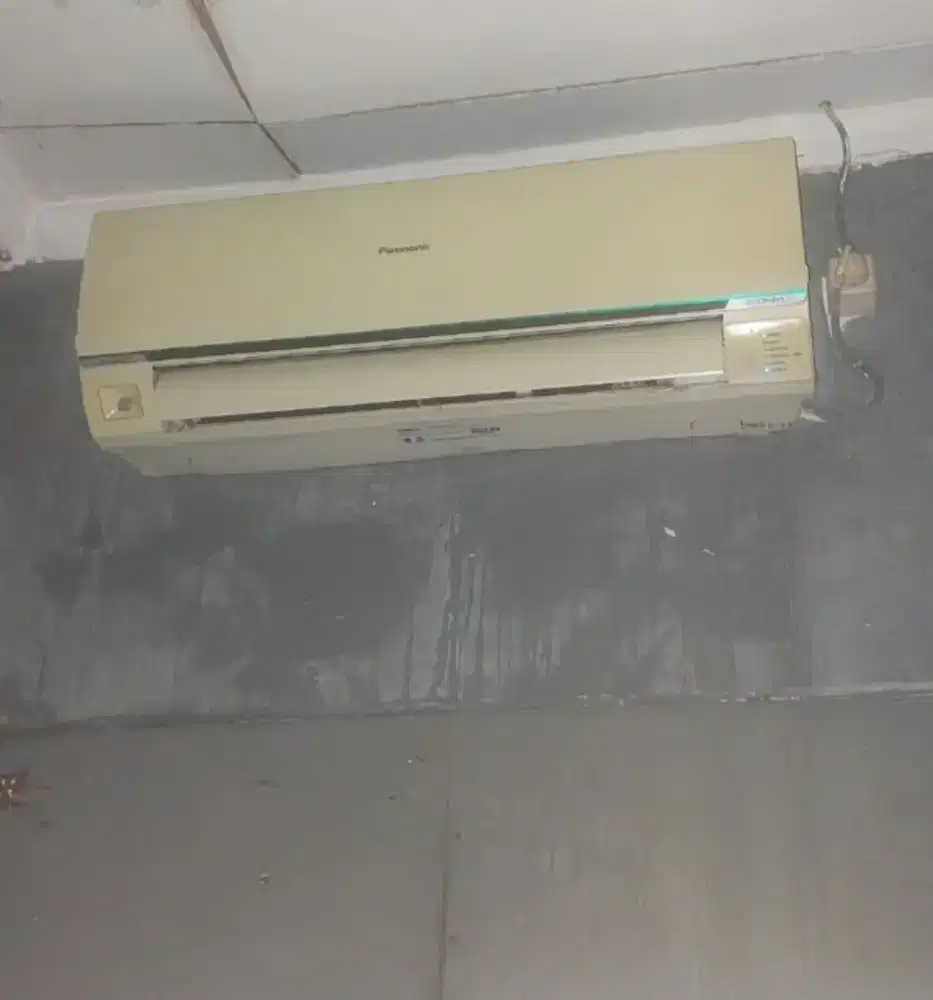 Dijual AC Panasonic dan AC Sharp 3/4 PK