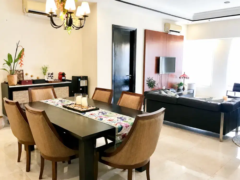 Apartemen Somerset Berlian Kebayoran 192m² 3BR Full Furnish View City