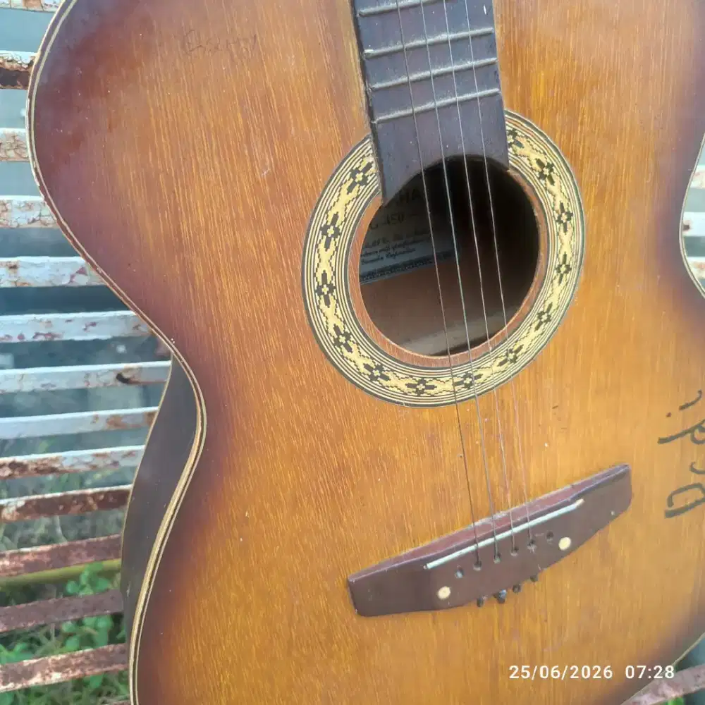 jual gitar yamaha