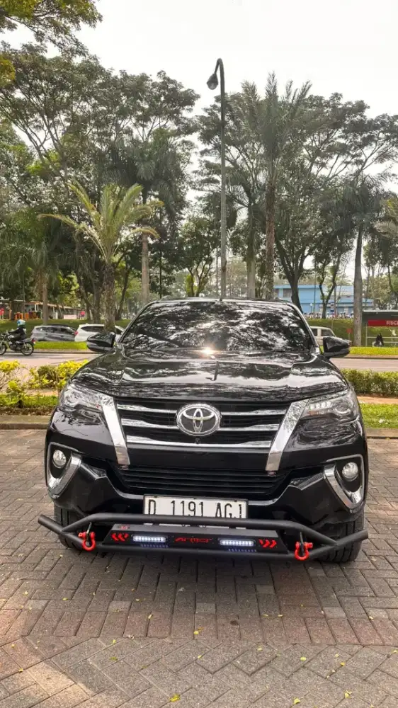 TOYORA FORTUNER 2.4 VRZ (4x2) A/T 2018