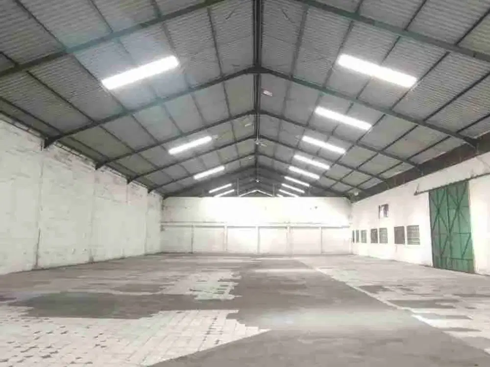 disewakan gudang tambak sawah Tropodo waru