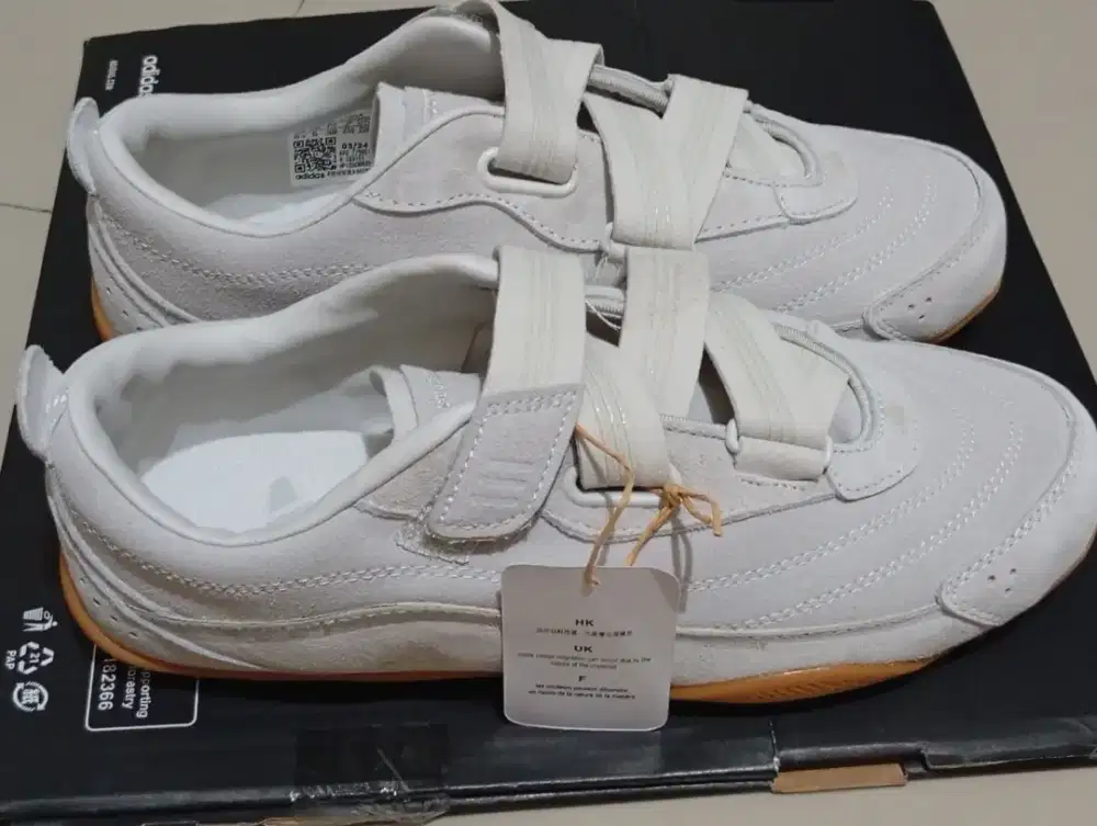 Sepatu casual buat santai