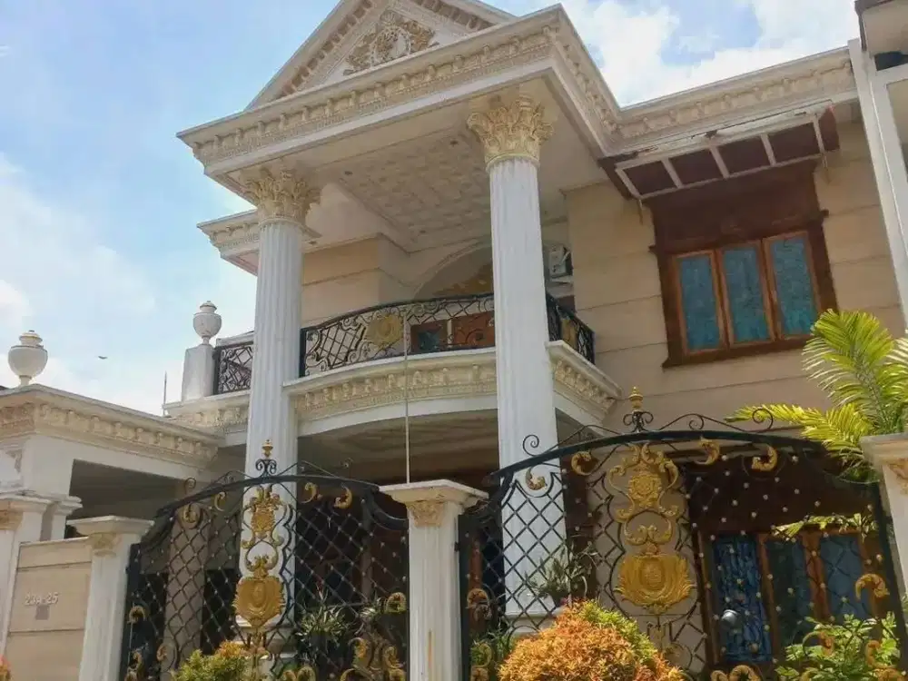 Rumah Cantik Terawat siap huni di Kebonsari Surabaya