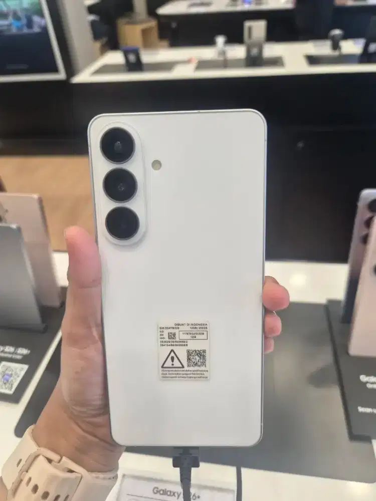 S26 Plus 12/512GB