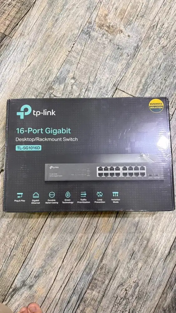 TP LINK 16 PORT GIGABIT DESKTOP/RACKMOUNT SWITCH TL-SG1016D
