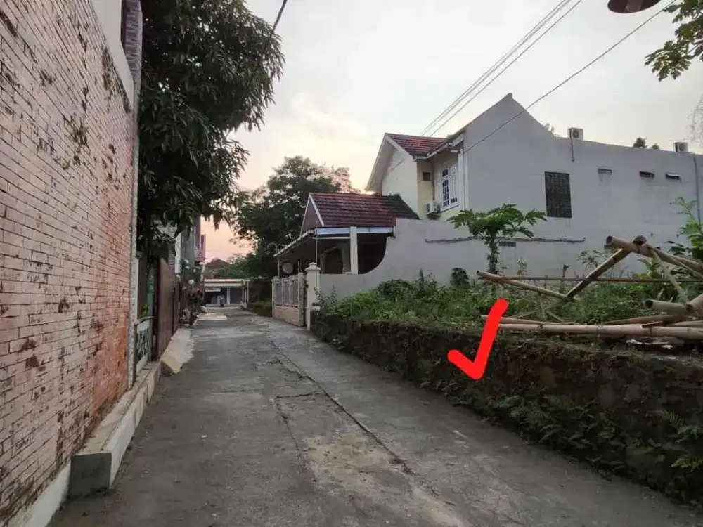 Tanah pekarangan lokasi strategis di selatan Kampus UII Jalan Kaliurang