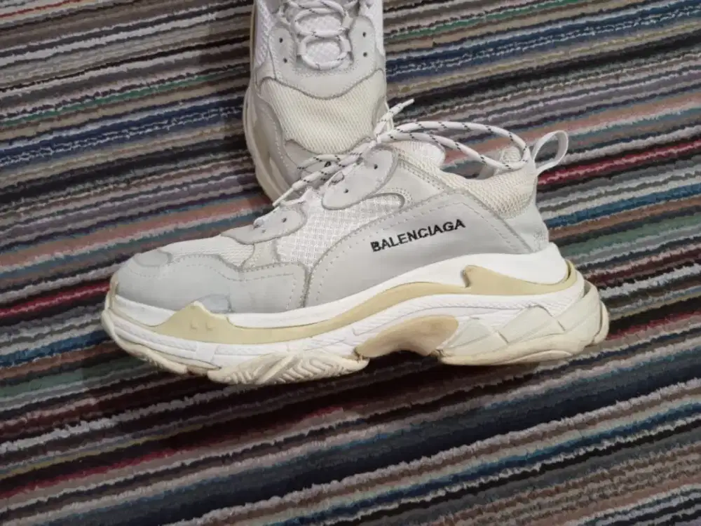 Sepatu Balenciaga komplit 2nd