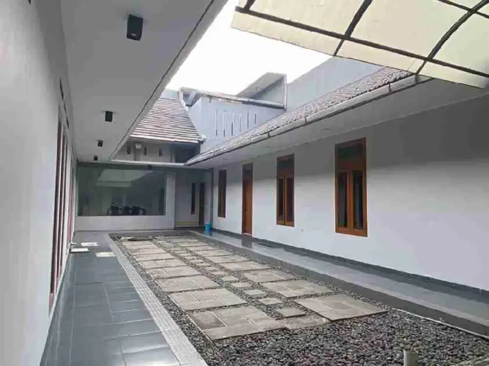 disewakan rumah Mainroad minimalis di Supratman bandung