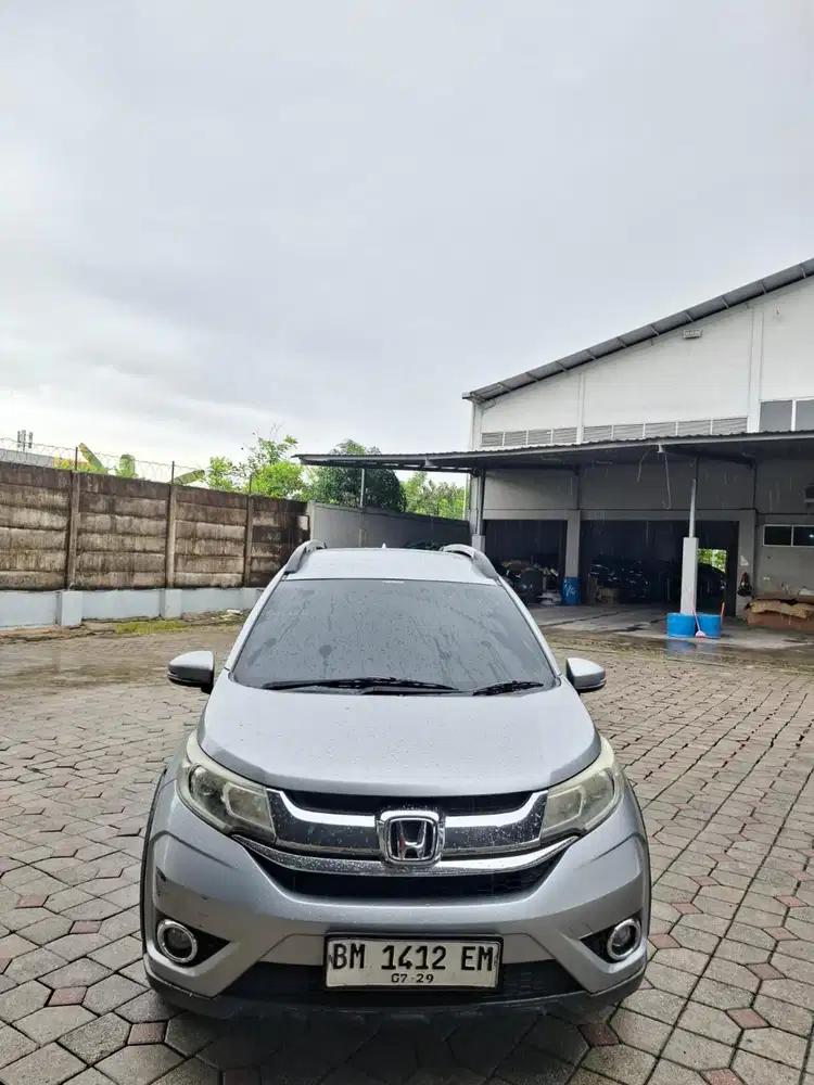 BRV 2018 prestige matic. Km 120rb
