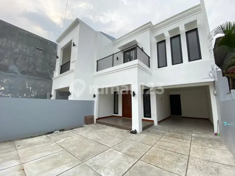 Rumah Modern 2 Lantai di Cinere