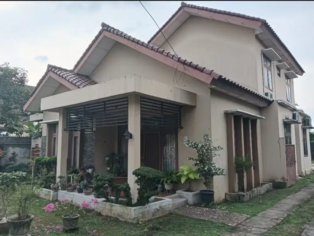 DIJUAL RUMAH 2 LANTAI SUPER LUAS SAPTA MARGA PALEMBANG