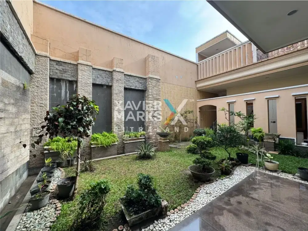 Rumah 2 Lantai Villa Bukit Indah Full Marmer Kayu Jati