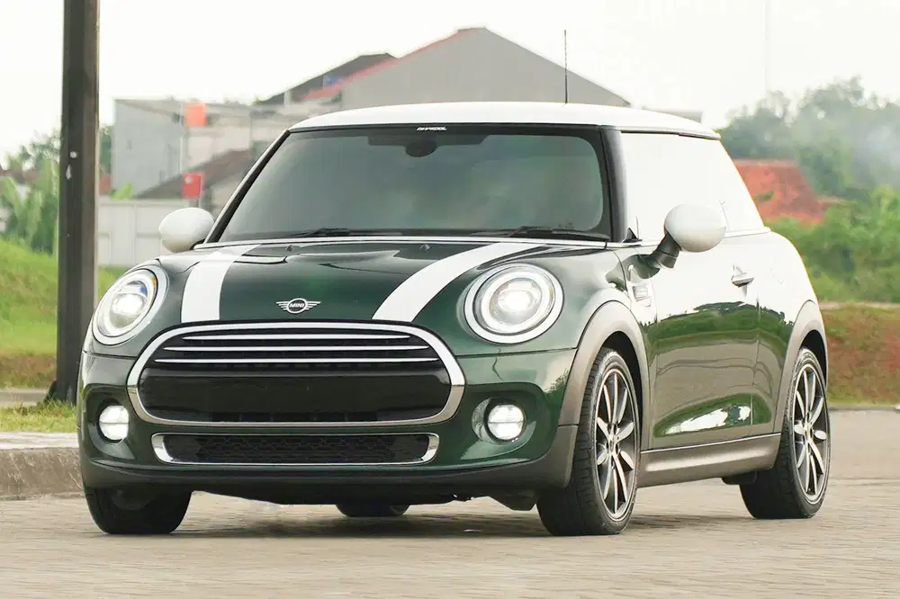 (DP 57jt) Mini Cooper 3 Doors Turbo F56 2019