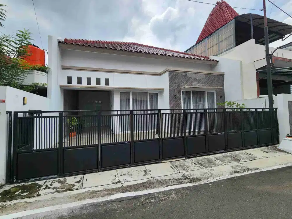 Dekat AKPOL, Full Furnished Jl. Tengger Gajahmungkur Semarang