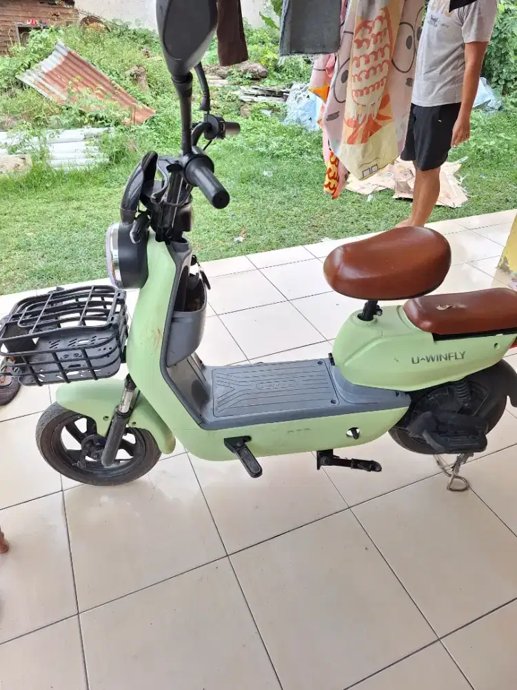 Sepeda listrik uwinfly