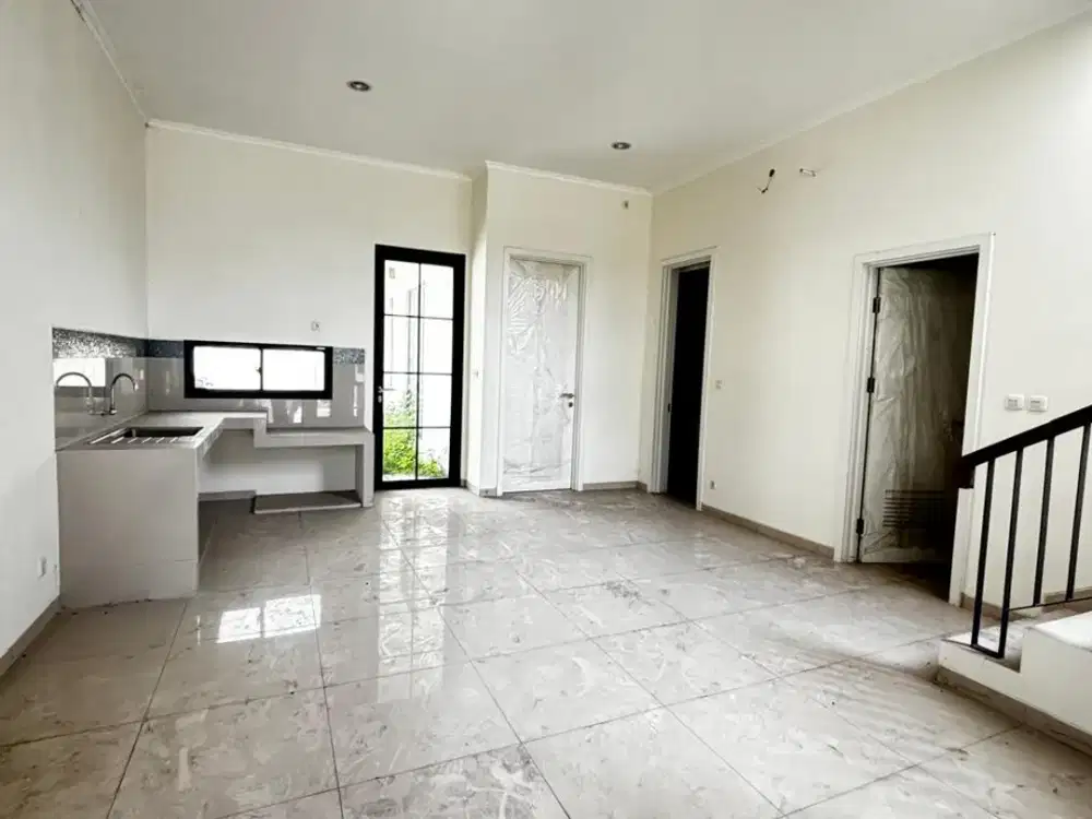 Disewakan Rumah Semi Furnish di Cluster Bayu Premier Suvarna Sutera