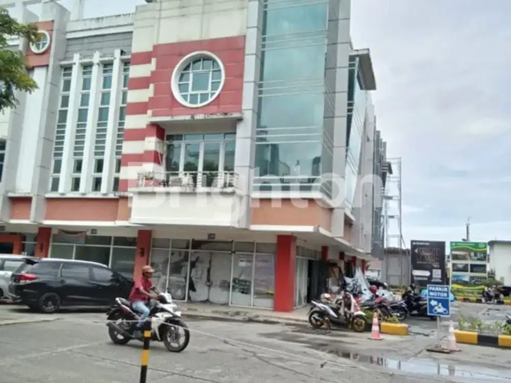 RUKO STRATEGIS DI KAWASAN BSB