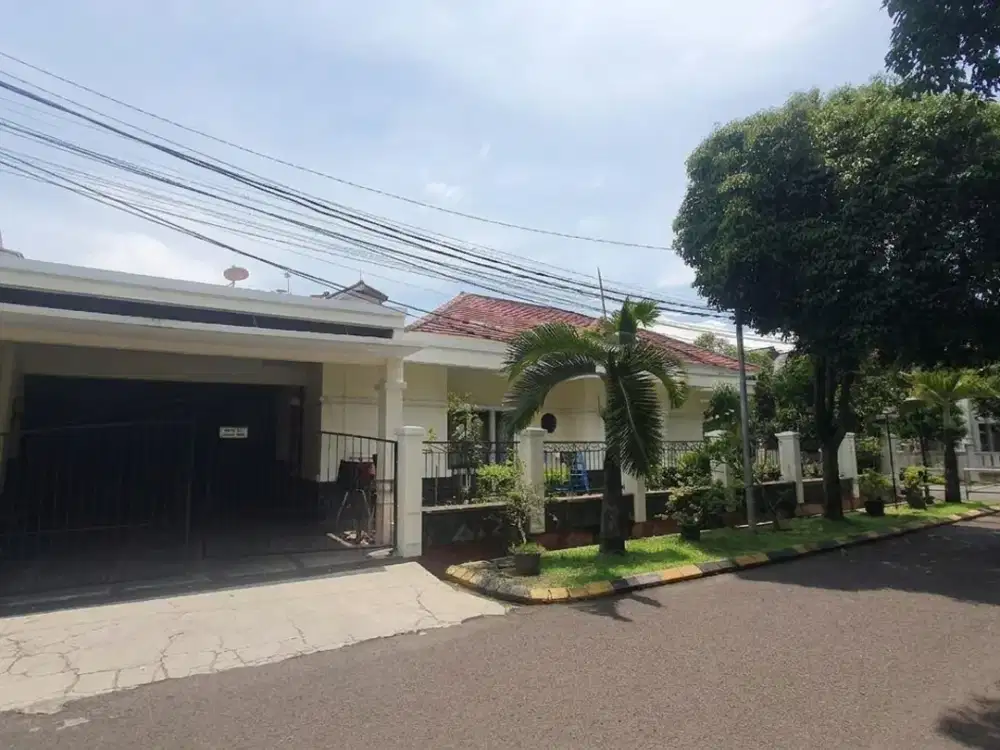 Rumah Hook Terawat Siap Huni di Komplek Batununggal – Termurah di Kelasnya