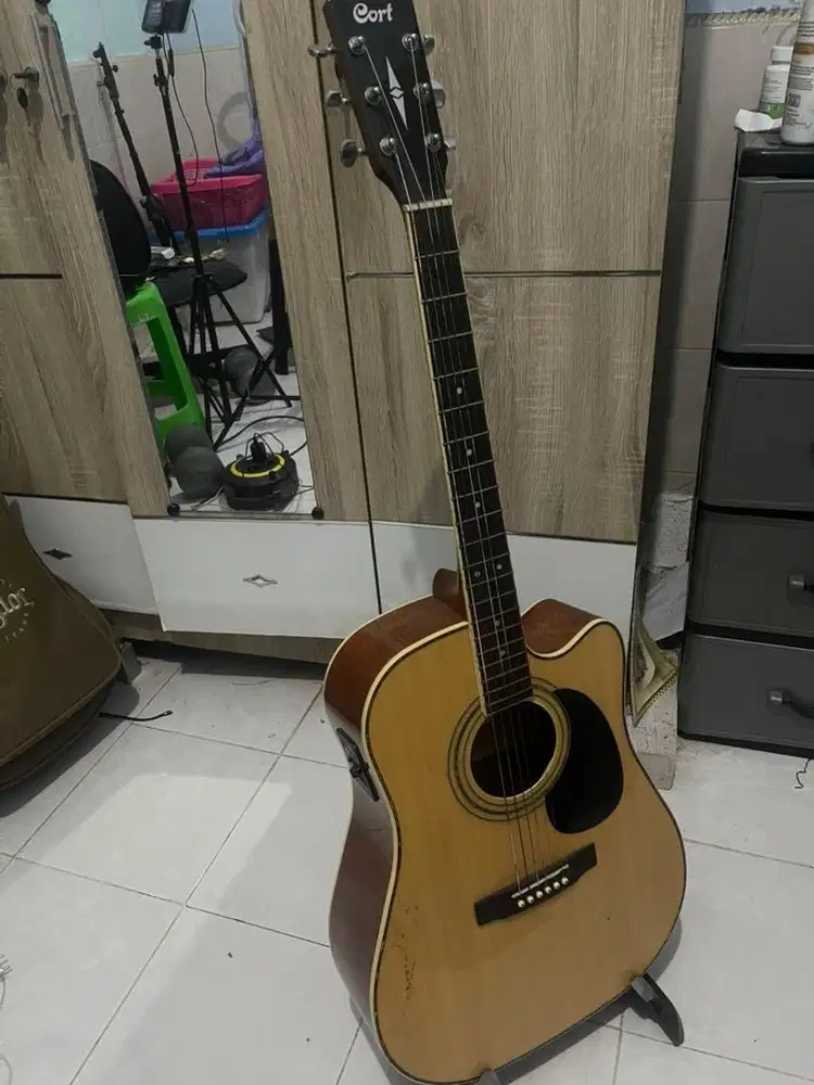 Gitar akustik Cort AD880CE NAT pre amp CE304T