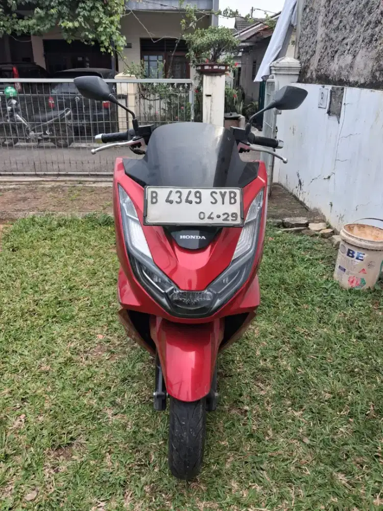 Dijual Motor PCX Tahun 2024