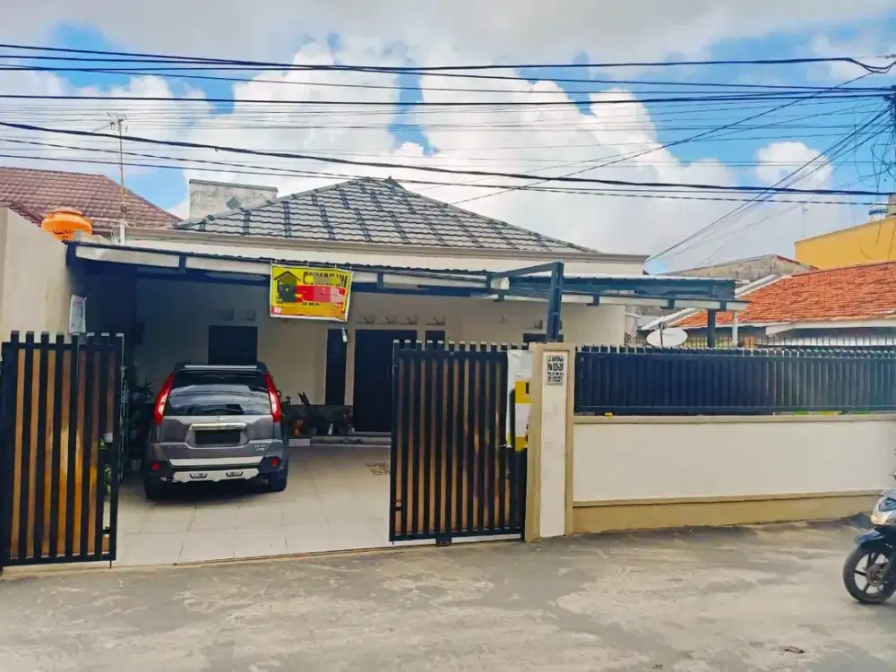 DIJUAL RUMAH MEWAH JALAN NATUNA KAPTEN A RIVAI PALEMBANG