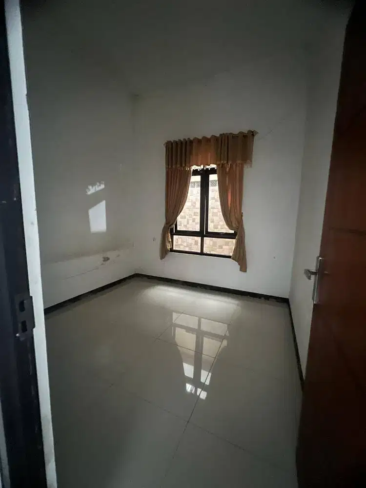 Di Jual Rumah 1 Lantai Dalam Komplek Sudah Rapih Bodogol Ciwastra