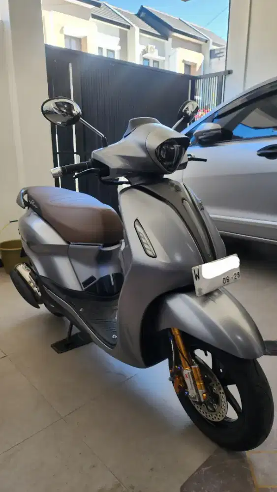 YAMAHA GRAND FILANO LUX SILVER 2024