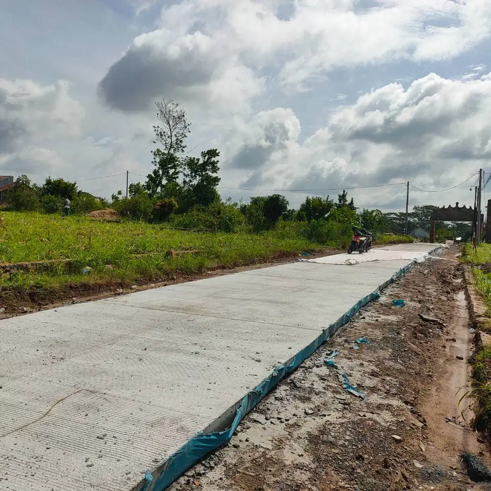 TANAH DEKAT KAMPUS ITERA DIPINGGIR JALAN COR JUAL MURAH