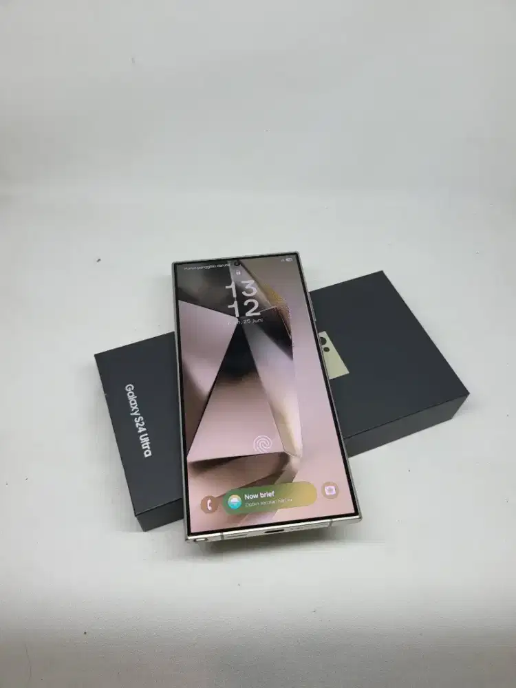 Samsung Galaxy S24 Ultra Titanium Yellow 12/256GB Resmi SEIN