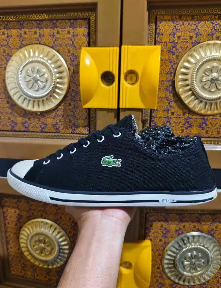Lacoste Mens Low Top Original size 44,5