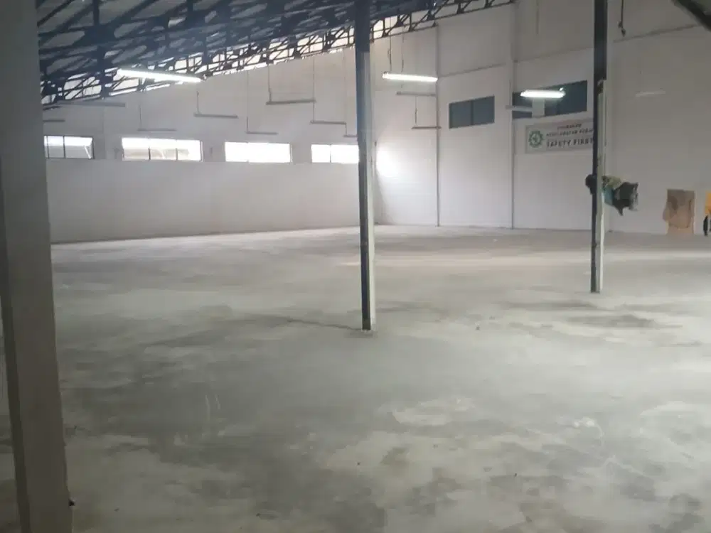 Dijual Gudang Sudah Renovasi Total Dengan Lokasi Strategis di Pusat Kota, Rawa Lumbu, Bekasi