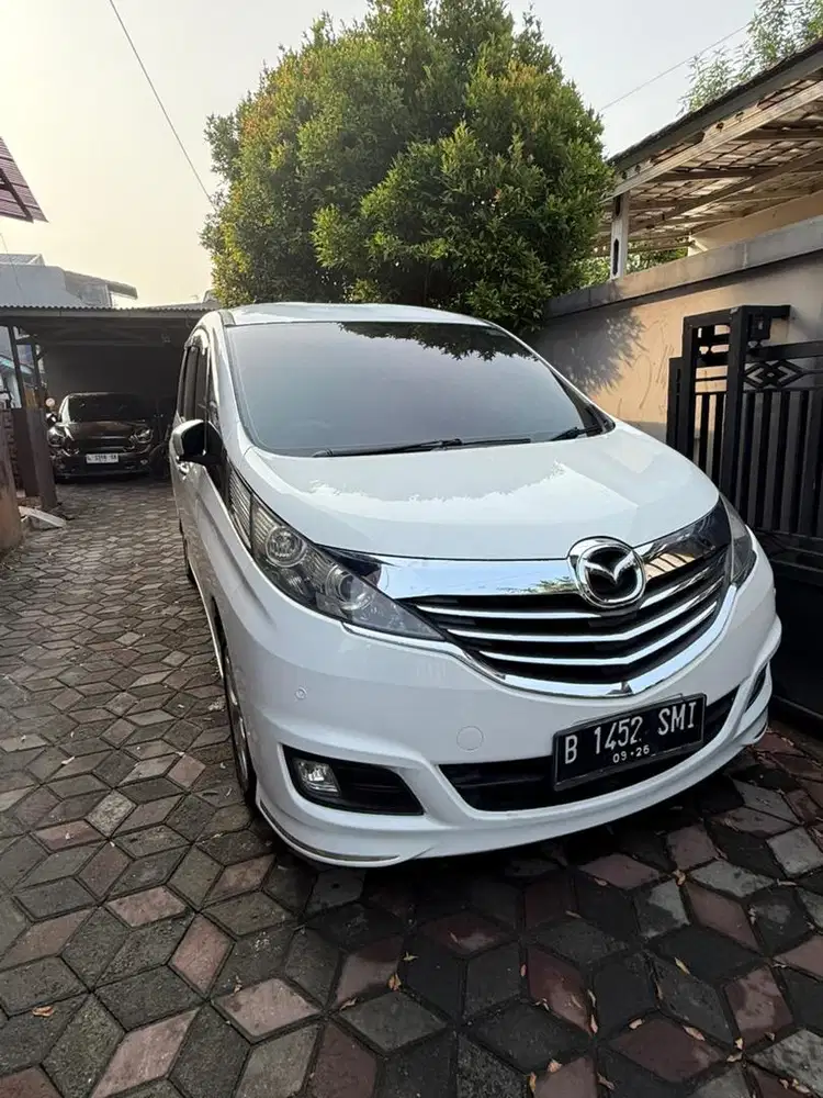 Mazda biante skyactive 2016