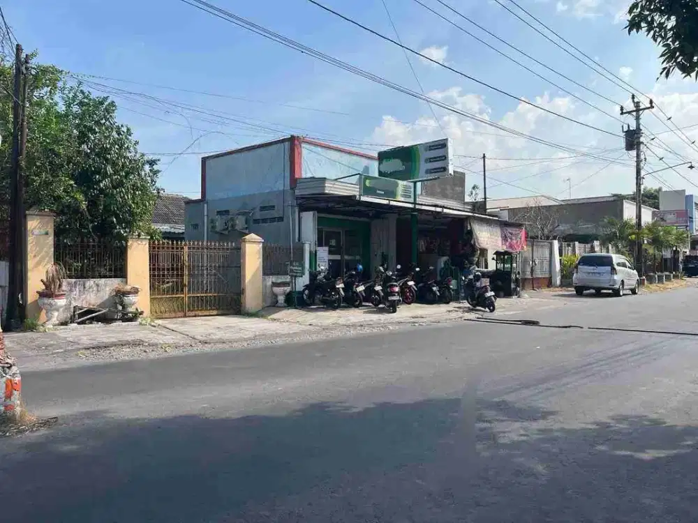 Rumah Dan Ruang Usaha Hitung Tanah Lokasi Jalan Raya