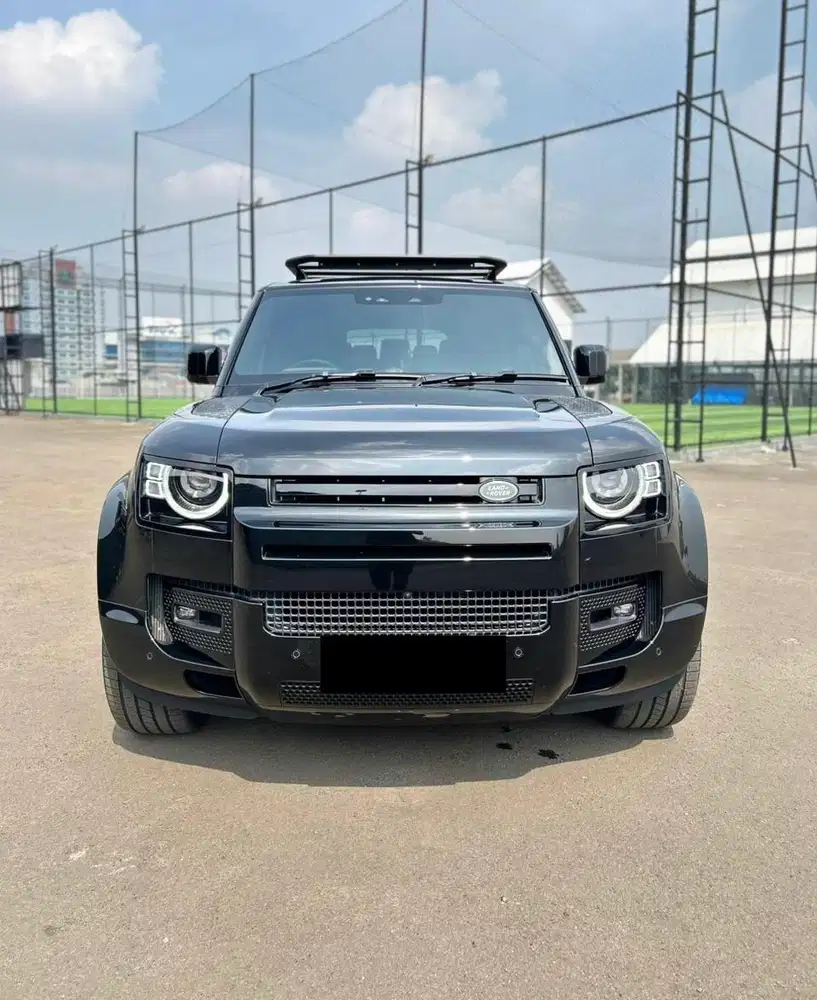 [ LOW KM ] Defender 110x 3.0 P400 2025 NIK 2024