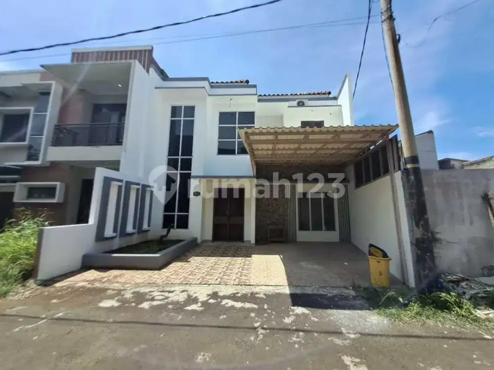 Rumah Cantik Dalam Townhouse di Jagakarsa, Jakarta Selatan