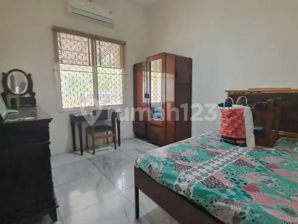 Investasi Cerdas Di Pondok Cabe - Rumah Siap Huni Di Lokasi Berkembang Pesat