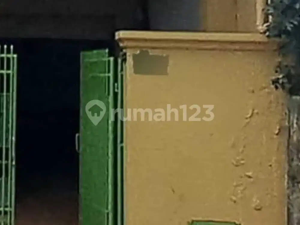 Hunian Strategis di Jagakarsa - Rumah Lama, Tanah Super Luas Tanah 666 m2
