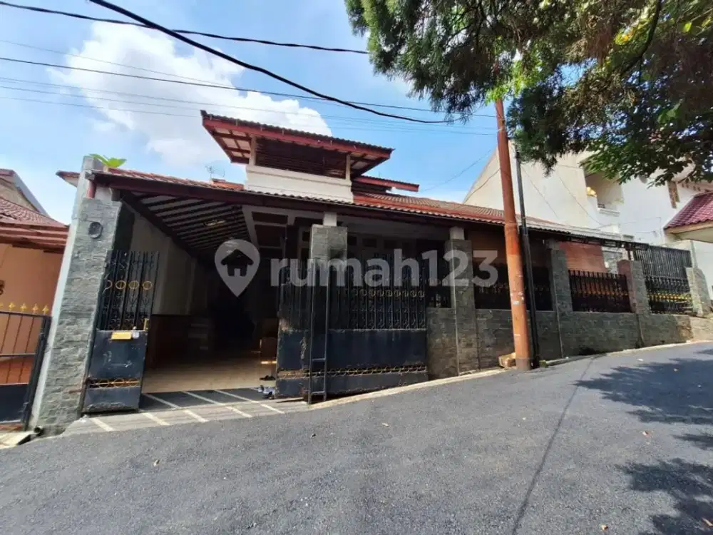 Blok L Cinere Paling di Cari - Rumah Siap Huni, Minim Renov 253 m2