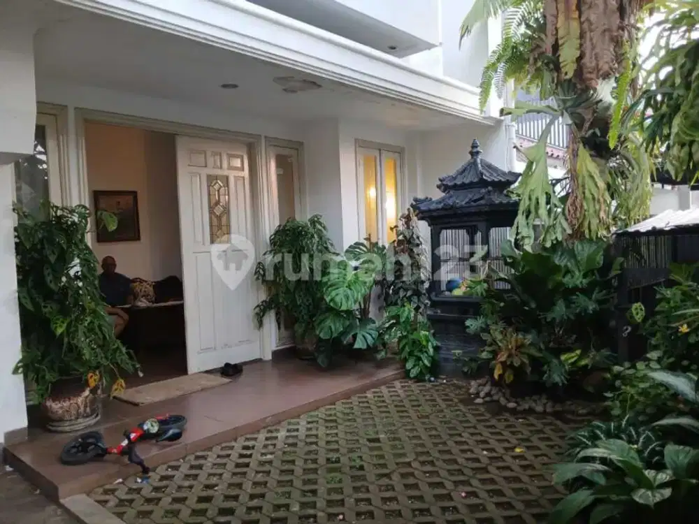 Rumah Terawat Di Puri Cinere - Luas, Nyaman Dan Bikin Betah